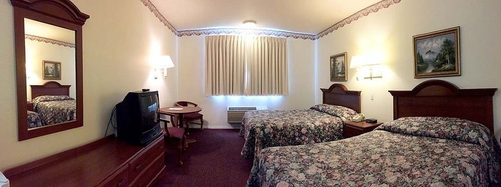 Lighthouse Inn Crescent City Dış mekan fotoğraf