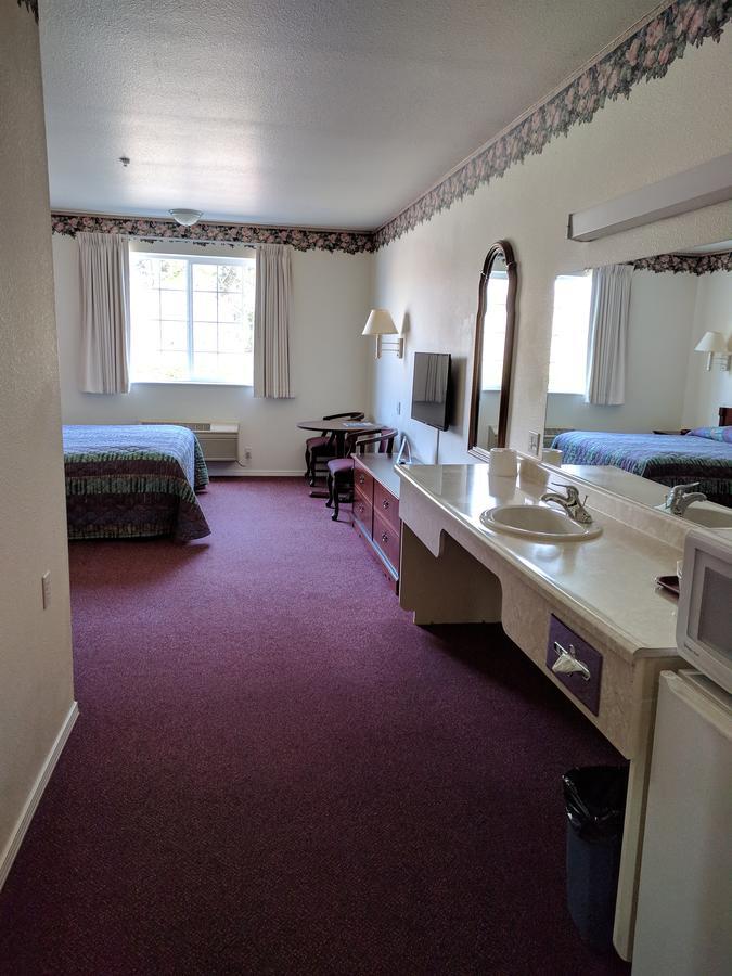 Lighthouse Inn Crescent City Dış mekan fotoğraf