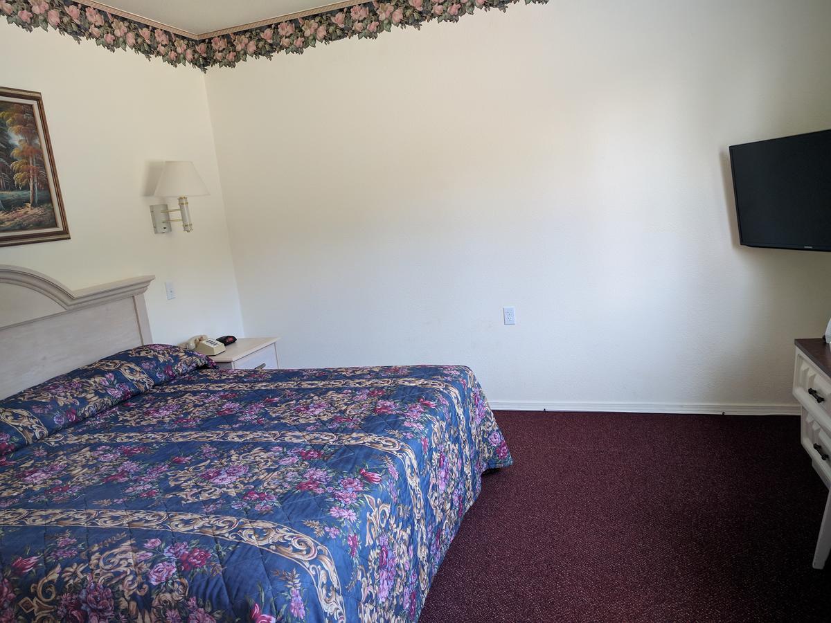Lighthouse Inn Crescent City Dış mekan fotoğraf